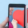 The Benefits of Meeting Someone in Person vs. Online Dating